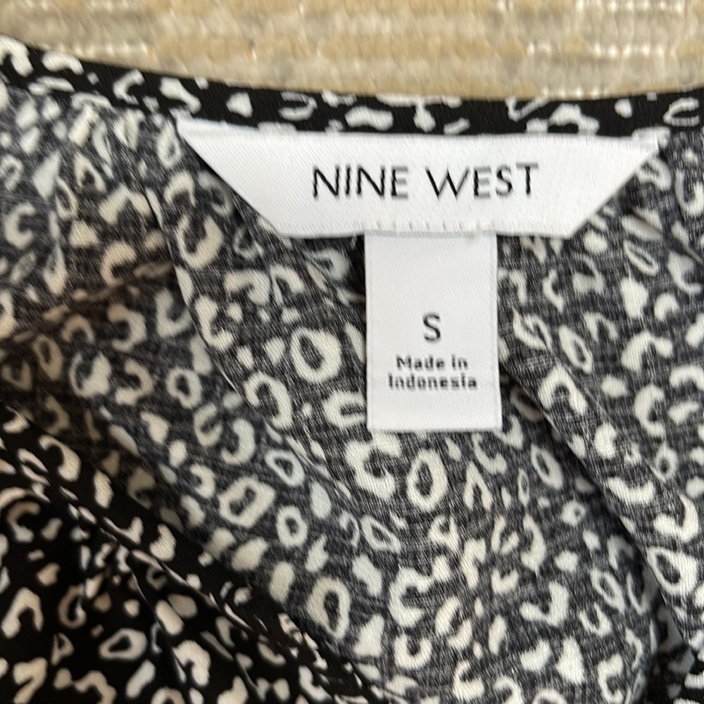 Nine West Loose Fitting Black White Blouse - S - Picture 6 of 7